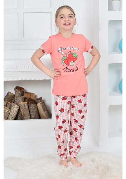 Pamuklu Çilek Desenli Kız Çocuk Pijama Takımı