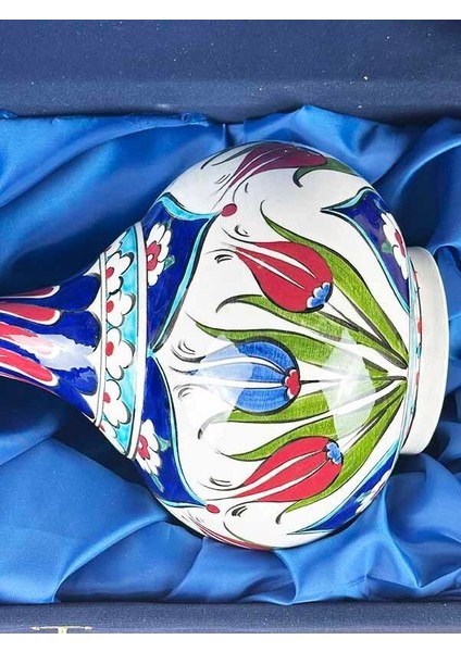 Kurumsal Hediye Birlik ve Zarafetin Laleleri Iznik Vazo fiyatları