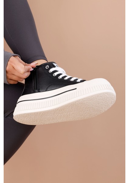 Nelhage Kadın Siyah Beyaz Spor Ayakkabı PCI-11138 fırsatları