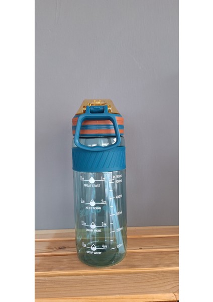 Pipetli Su Matarası