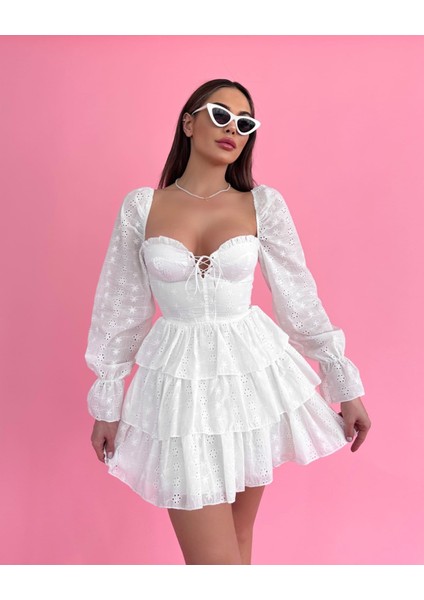 Beyaz Fistolu Fırfırlı Mini Elbise fırsatları