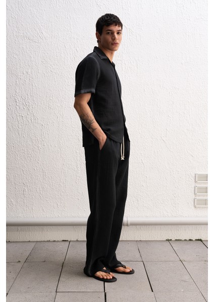 Kenar Efektli Siyah Gömlek fırsatları