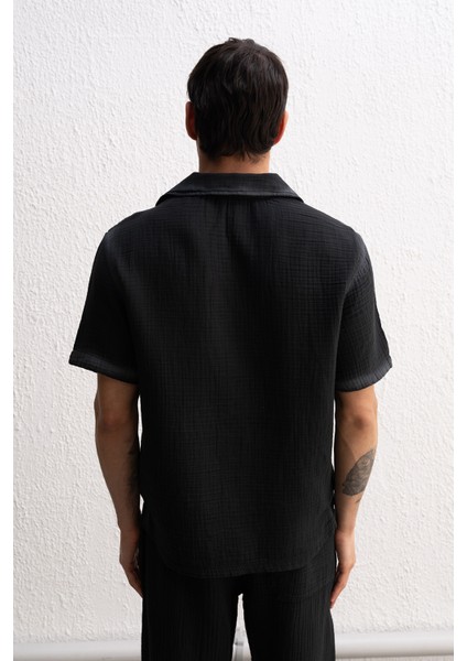 Kenar Efektli Siyah Gömlek indirimleri