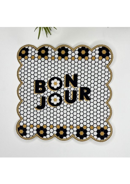 Arı Tema Tasarımlı Bonjour Sloganlı Nakış Kenar Kumaş Kokteyl Peçetesi 1 Adet