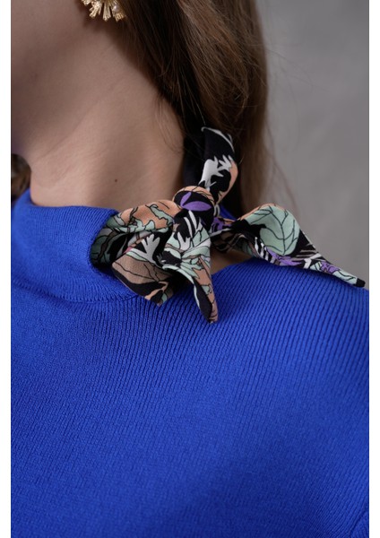 Bisiklet Yaka Fularlı Triko Kazak Triko Bluz 1100 fırsatları