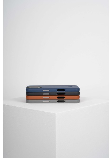 Luxe Iphone 16 Gri Magsafe Özellikli Kılıf modelleri