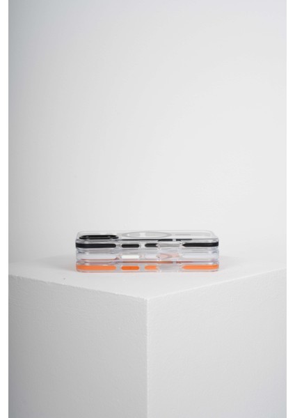 Onyx Iphone 16 Beyaz Kılıf Magsafe Özellikli Şeffaf Sert Pc Embos Kılıf+Kamera Koruyucu modelleri