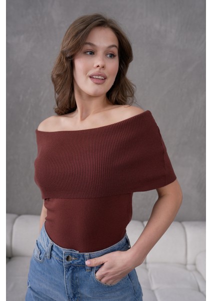 Kadın Madonna Yaka Kolsuz Triko Bluz 2202