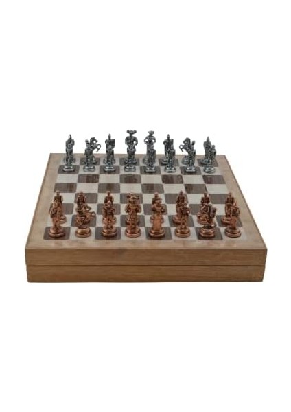 Orta Boy Metal Ispanyol Satranç Takımı Antik ve Rustik Desenli Sandıklı Mdf (36 x 36 x 6 Cm.)