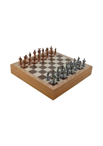 Orta Boy Metal Ispanyol Satranç Takımı Antik ve Rustik Desenli Sandıklı Mdf (36 x 36 x 6 Cm.)