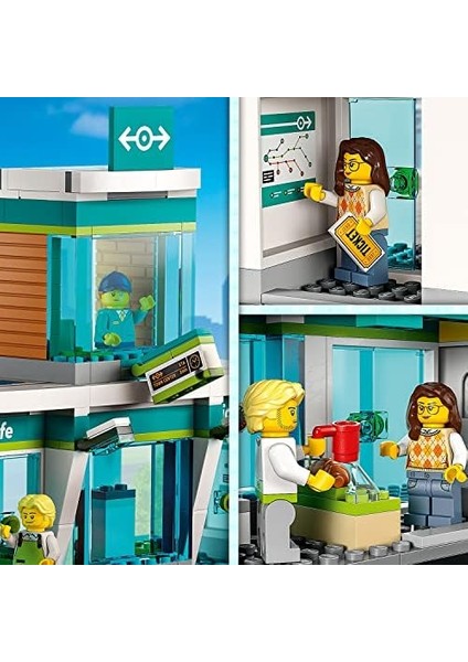 City Tren Istasyonu 60335-7 Yaş ve Üzeri Çocuklar Için Demiryolu Kamyonu, Otobüs ve Hemzemin Geçit Içeren Oyuncak Yapım Seti (907 Parça) modelleri