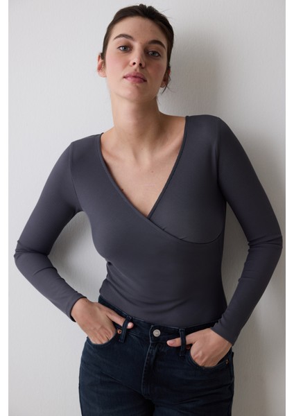 Antrasit Yaka Detay Uzun Kollu Bodysuit modelleri