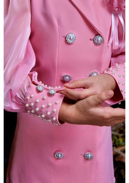 Kız Çocuk Bilekleri Inci Boncuk Işlemeli Kolları Şeffaf Kumaş Taş Düğme Detaylı Pembe Elbise modelleri