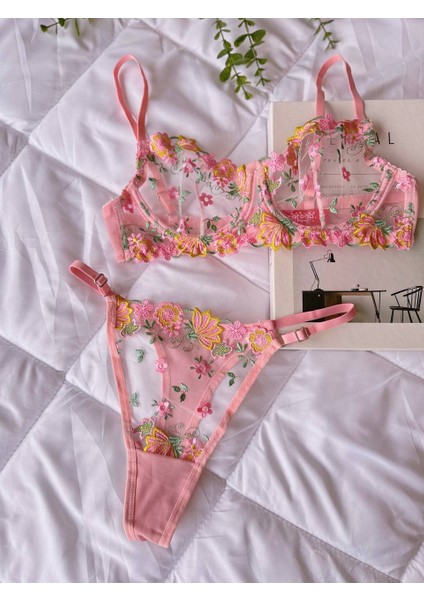 Merlife Lingerie Pembe Barbie Çiçek Desenli Balenli Brode Sütyen & Tanga String Iç Çamaşır Takım modelleri