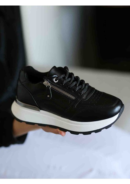 Lexi Siyah Kaymaz Taban Fermuar Detaylı Kadın Sneaker Ayakkabı