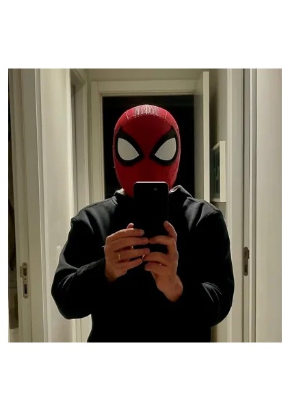 Takılabilen Spiderman 'peter Parker' Maskesi - Mıknatıslı