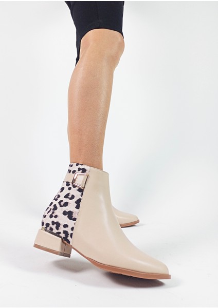 Bej Renk Leopar Desenli Tokalı Fermuarlı Kadın Bot modelleri