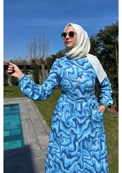 Su Desenli Elbise Mavi