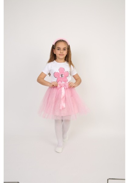 Kız Çocuk Alt-Üst Takım 23 Nisan 29 Ekim 19 Mayıs Gösteri Kıyafetleri Taç Toka Pisi Pisi Ponpon