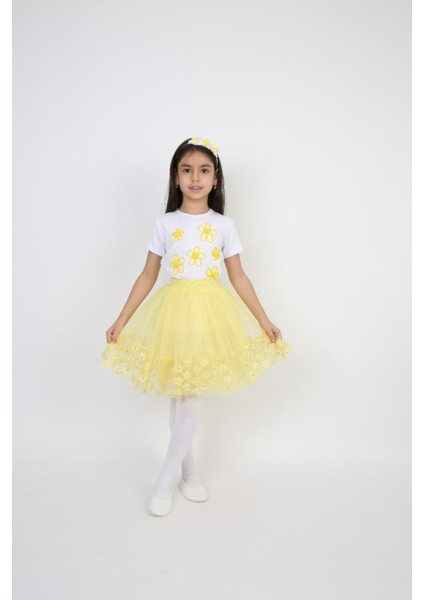 Kız Çocuk Alt-Üst Takım 23 Nisan 29 Ekim 19 Mayıs Gösteri Kıyafetleri Taç Toka Pisi Pisi