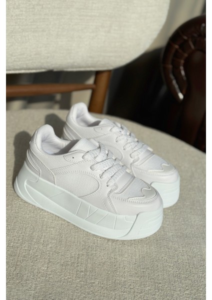 Kadın Gusto Kalın Tabanlı Spor Ayakkabı - Beyaz modelleri