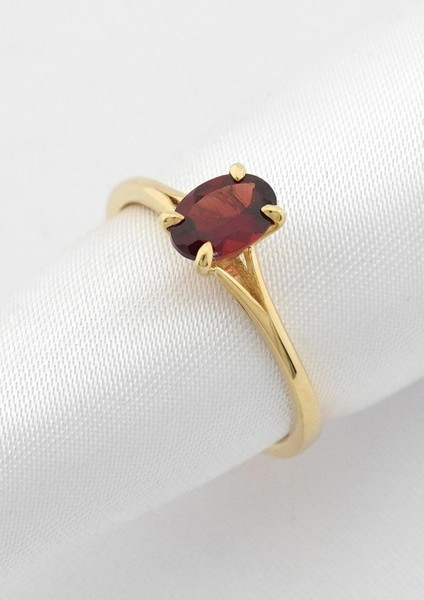 Garnet Oval Tektaş Yüzük fırsatları