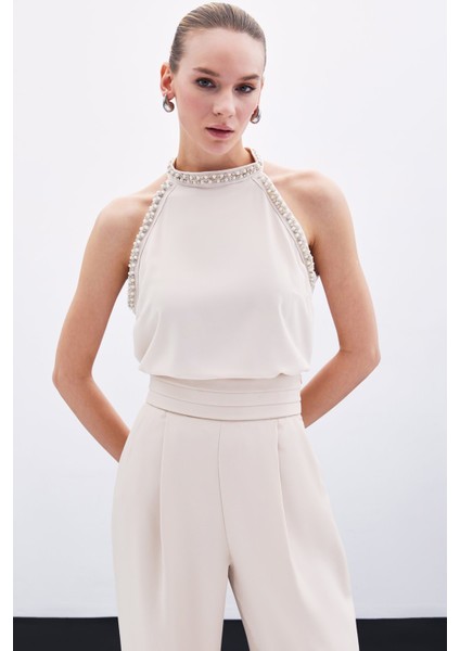 Aksesuar Detaylı Kolsuz Bluz - Bej modelleri