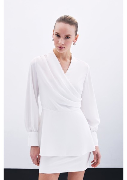 Boncuklu Yaka Kruvaze Bluz - Ekru