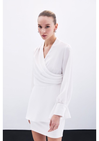 Boncuklu Yaka Kruvaze Bluz - Ekru fiyatları