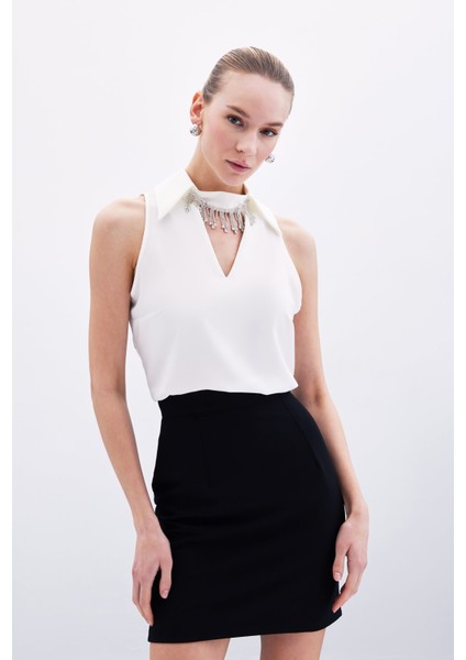 Yaka Taşlı Kolsuz Bluz - Ekru fırsatları