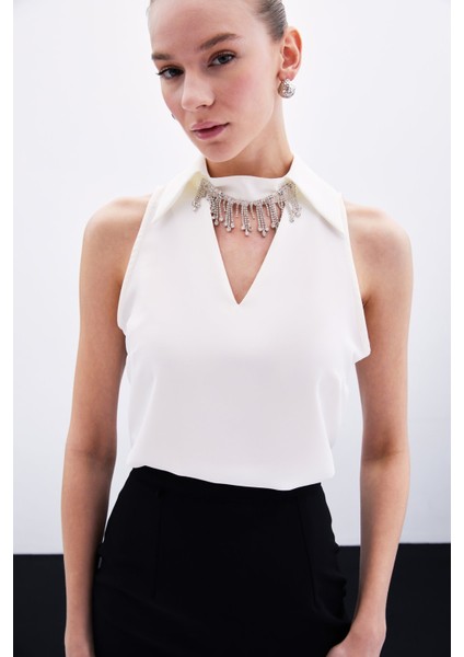 Yaka Taşlı Kolsuz Bluz - Ekru indirimleri