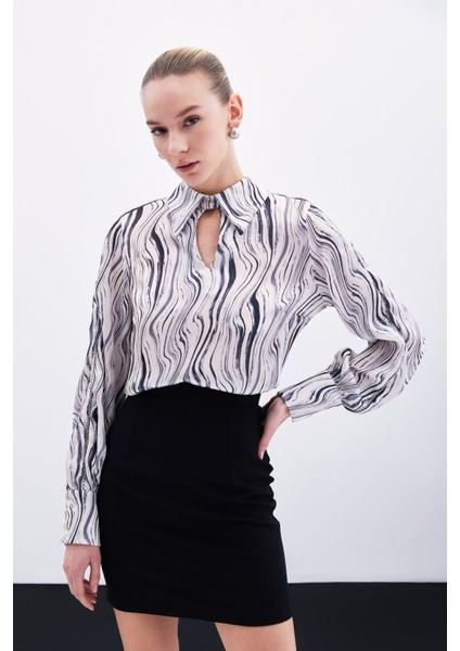 Kol Aksesuarlı Desenli Bluz - Siyah fırsatları