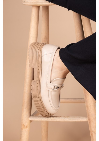 Peris Kadın Tokalı Bej Loafer Ayakkabı PC-52431 fırsatları