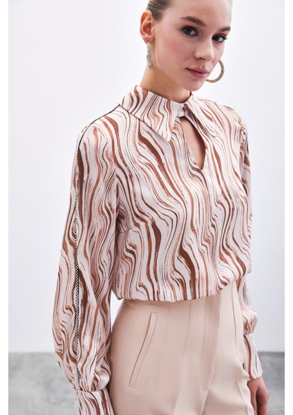 Kol Aksesuarlı Desenli Bluz - Camel modelleri