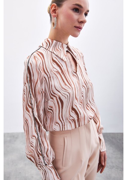 Kol Aksesuarlı Desenli Bluz - Camel indirimleri