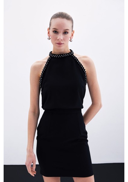 Aksesuar Detaylı Kolsuz Bluz - Siyah modelleri