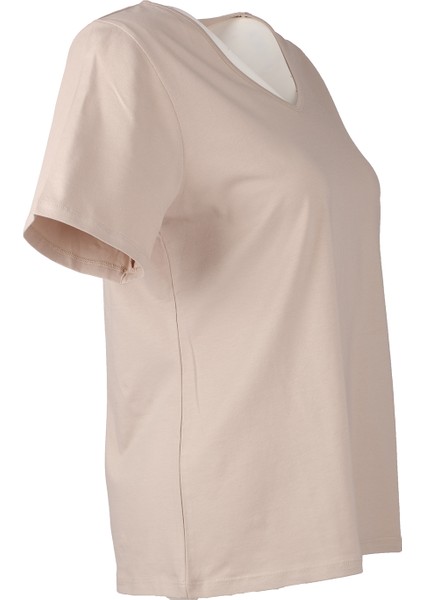 Oversize V Yaka Kadın T-Shirt - Minimalist Stil modelleri