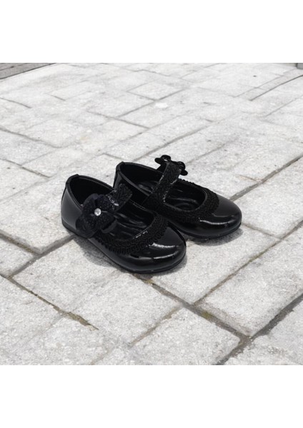 Kız Çocuk Siyah Günlük Babet