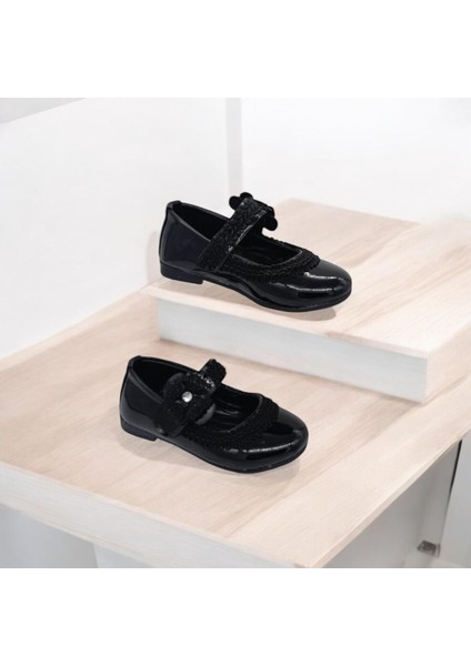 Kız Çocuk Siyah Günlük Babet fırsatları