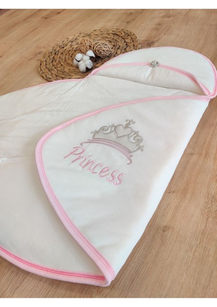 Çizgi Efektli Princess Kız Bebek Klasik Kundak Ekru-Pembe fırsatları