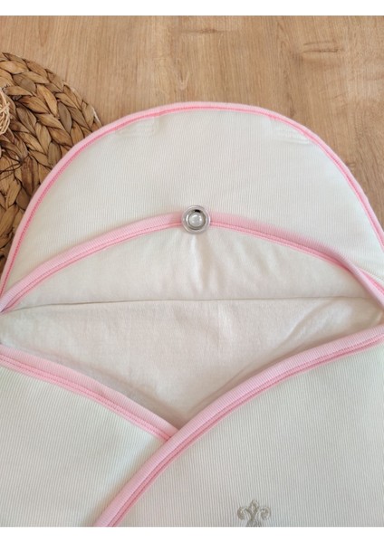 Çizgi Efektli Princess Kız Bebek Klasik Kundak Ekru-Pembe