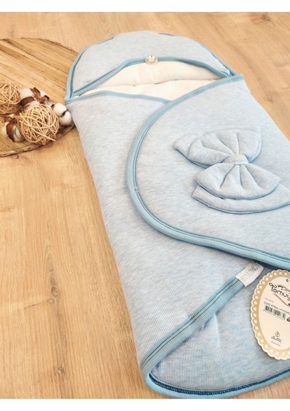 Çizgi Efektli Fiyonklu Klasik Kundak Mavi