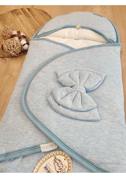 Çizgi Efektli Fiyonklu Klasik Kundak Mavi