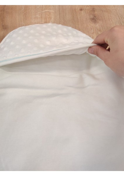 Oyuncaklı Ayaklı Kundak Ekru-Mavi