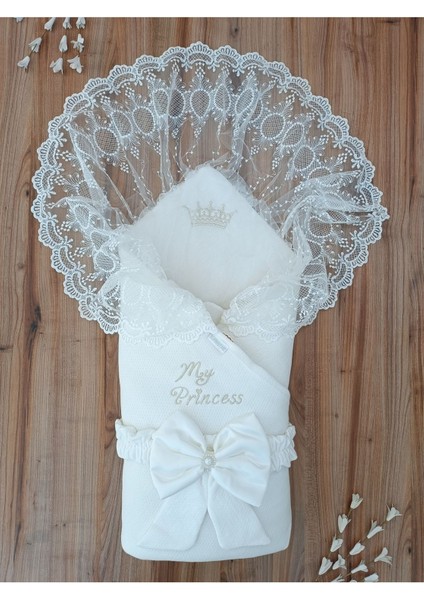 Sahra Taçlı My Princess Kız Bebek Kundak Ekru