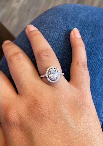 Kadın Oval Taş Detay Şık Gümüş Yüzük fiyatları