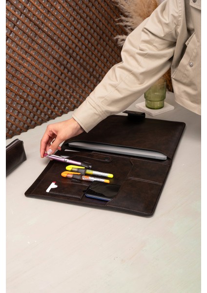 Kahverengi Pu Deri Laptop Macbook Laptop Organizeri 13, 13.3, 13.6 Inch M1 M2 M3 Laptop Pro Air Organizer Kılıf Evrak Çantası fiyatları