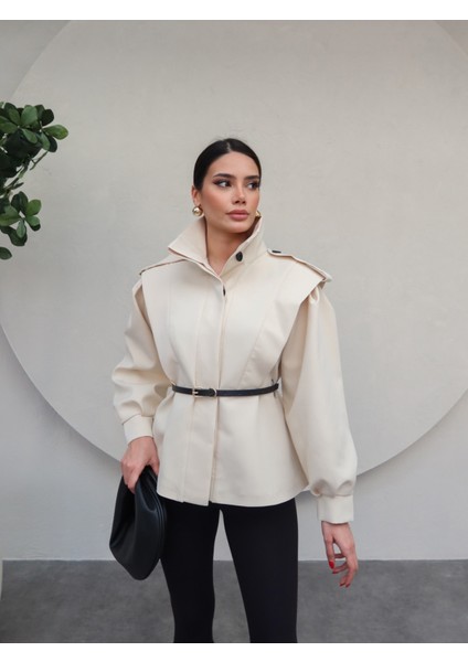 Krem Kemerli Tasarım Ceket