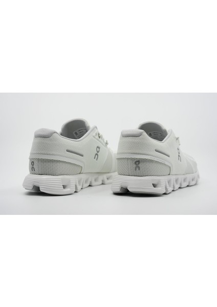 Cloud 5 Beyaz Kadın 59.98774 indirimleri
