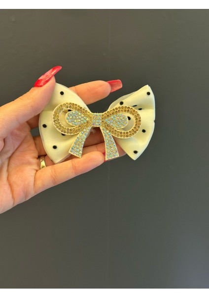 Puantiyeli Boncuklu Fiyonk Broş Yaka Iğnesi Giyim Aksesuarı 8x4 cm fiyatları
